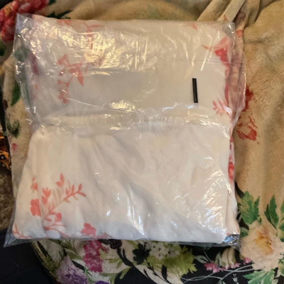 Lulu’s Elegantly Inclined Cream and Coral Floral Print Wrap Maxi Dress NWT - Picture 7 of 8